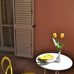 Mura *