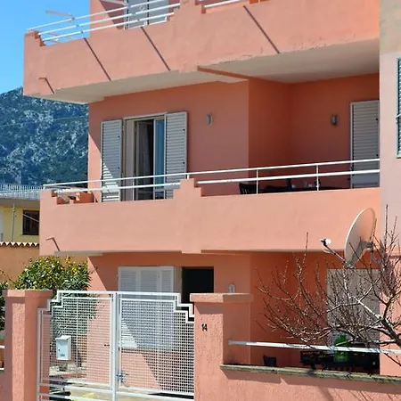 Mura Holiday home *